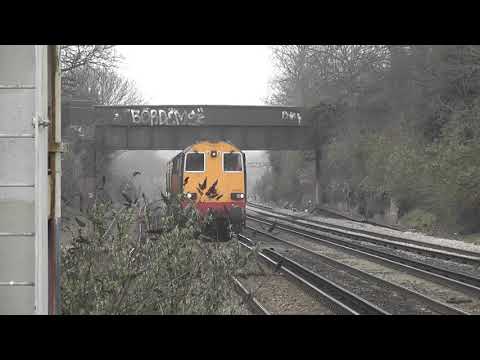 (HD) DRS's 20309 + 20308 pass Bickley working 6O62 - 16/3/12