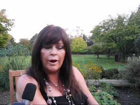 OGAE UK Eurobash 2011: Kate Robbins Interview (01 Oct 2011), Prima Donna (UK 1980)