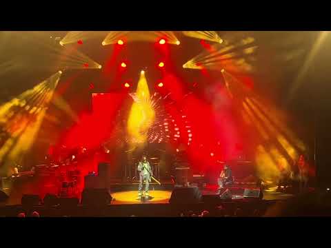 Lovehunters ~ Gadis Kayan