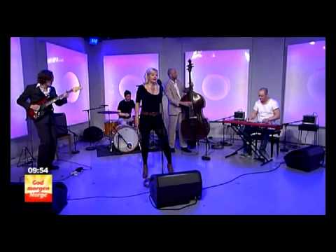 Hilde Louise Asbjørnsen - Trans Siberia live at morning tv. (Never Ever Going Back)