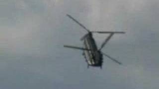 How the CH-47 Chinook Flies: Read Video Description, Too