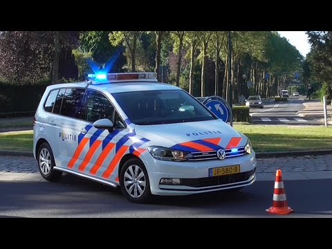 Prio 1 nieuwe Volkswagen touran Politie met spoed naar een ongeval