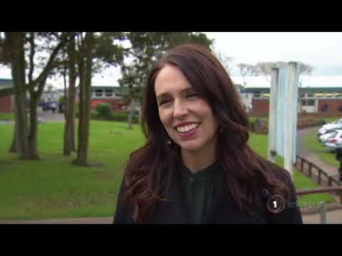 PM Jacinda Ardern drops in on Tangaroa College