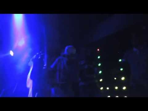 Aniversario do Paulinho da PG - Mc Lon (ao vivo) .