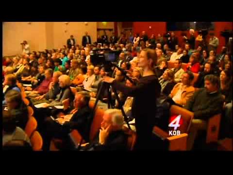 Hundreds turn out for film industry debate