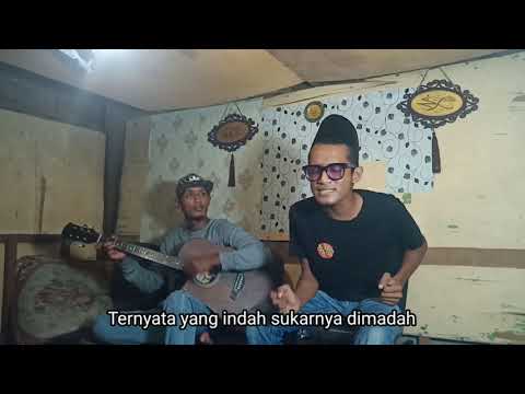 Medley- Kembali Merindu / Assalamualaikum Ustazah Cover By Mucien & Angah Lily