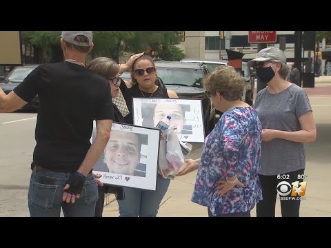 Families Rally To Bring Awareness To Surge In North Texas Deaths Related To Fentanyl