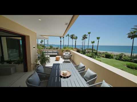 First line beach apartment with sea view in Costalita del Mar, Estepona.