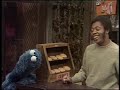 Sesame Street 0725 Street Scenes David Leaves Cookie Monster In Charge Of Hooper S Store