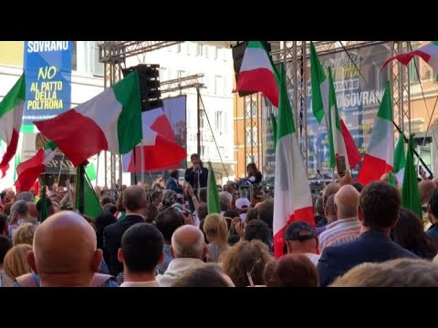 La protesta in piazza di Meloni: "Riempiamo Roma col tricolore"