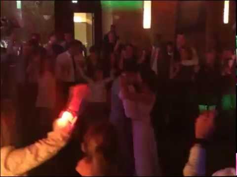 download lagu mp3 mp4 Chateau Medoc Mariage, download lagu Chateau Medoc Mariage gratis, unduh video klip Chateau Medoc Mariage