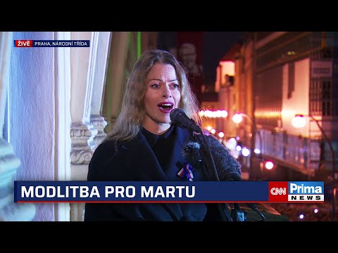 Na Národní zazněla Modlitba pro Martu. Píseň v podání Holišové sklidila potlesk