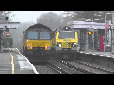 (HD) The First Ever 70 To Kent! 70020 Storms Through Lee Working 4O86 Crewe - Thamesport 26/2/13