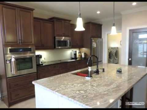 $417,900 3BR 1BA in ILDERTON N0M 2A0.  Call  Mike Radcliffe Team: (519) 227-4884