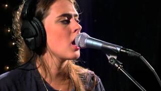 Hinds - Fat Calmed Kiddos (Live on KEXP)