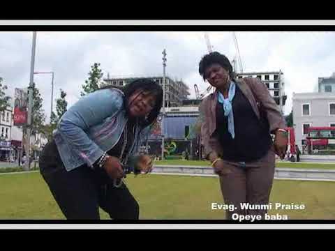 wunmni praise in London 2019
