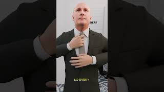 Download lagu Why Putin Keeps His Bodyguard So Close😳 mp3