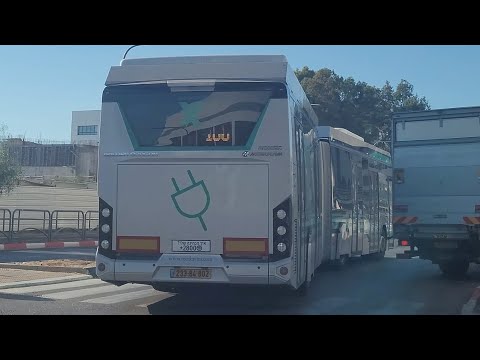 Electric Articulated Golden Dragon XML6185DE Pioneer ebus of Egged on Route 100 in Rishon LeZion