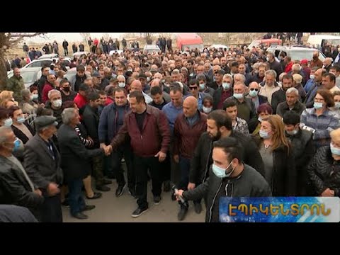 Գագիկ Ծառուկյանը հանդիպել է Արարատի մարզի խաղողագործների հետ