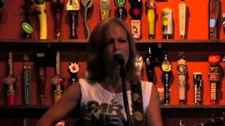 Kimi Hayes - Black Horse and the Cherry Tree - Live - Beer Market Bolingbrook
