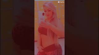 Tirando uma selfie antes do treino #booktokers #QuietLuxury #oldmoneyfashion #gymrats