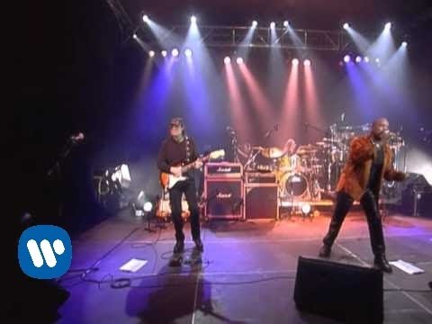 VARGAS BLUES BAND - Body shock (video directo)