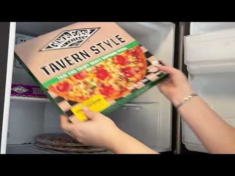 Gino's East of Chicago – How to Bake a Frozen Tavern Style Pizza