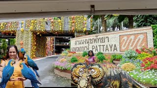 Nongnooch garden Pattaya tropical garden, Macaw Dinosaur Park