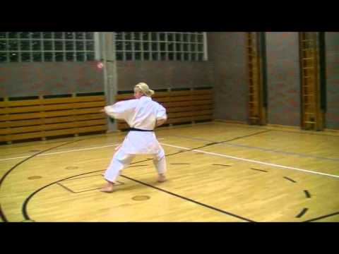 Kata Lexikon - Heian Sandan - stark