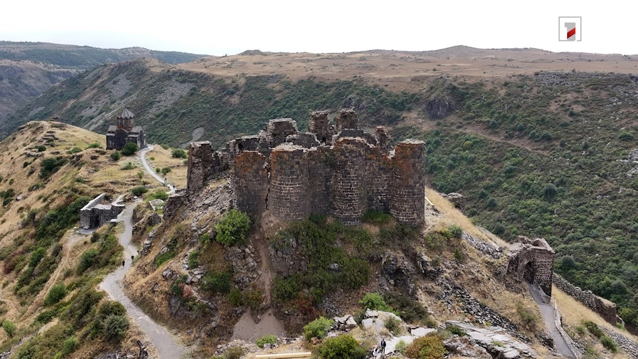 Ամբերդ ամրոց․ անառիկ բերդաքաղաքը՝ «Բաց երկնքի տակ»