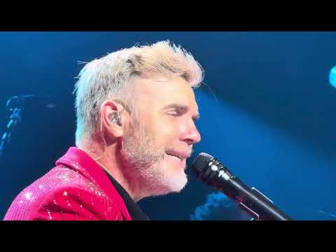 23.4.25. Gary Barlow - Back for good. Waterfront Hall, Belfast. 💛✨❤️