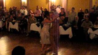 El Pibe Sarandí y Elina Roldan at Niño Bien 19-8-2010