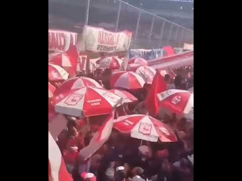 "llego la Banda/ L.B.D.M.14" Barra: Los Borrachos de Morón &bull; Club: Deportivo Morón &bull; País: Argentina