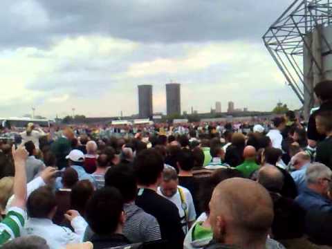 Tommy Burns coffin passing through Celtic park