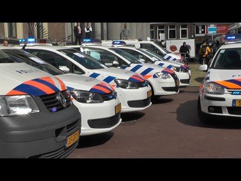 [17.04.'15] Politie voert actie voor beter CAO voor Gerechtsgebouw Leeuwarden