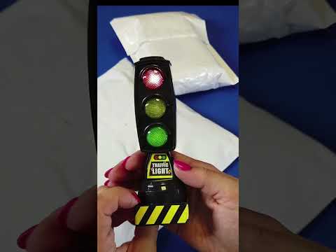 Светофор с алиэкспресс со светом и звуком ! Классная находка! #светофор #алиэкспресс #игрушки