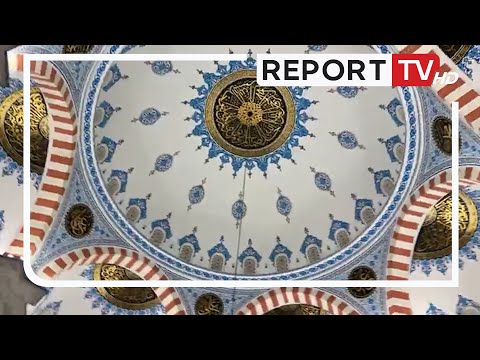 Ezani i parë pas përurimit të Xhamisë së Namazgjasë! Imami Kalaja publikon pamjet nga brenda