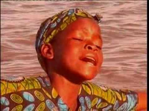 Kwidzi CCAP choir (salima) Thupi Lovulara.avi