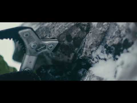 hammering a russian pecker