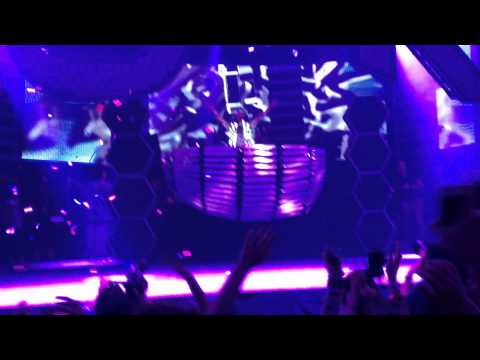 Steve Aoki Opening @ Aokify American Tour - Shrine Expo Hall 11-15-13 (EPIC)