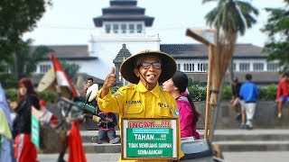 Kisah Pejuang Kebersihan Bandung, dari Dianggap Gila sampai Umrah Gratis