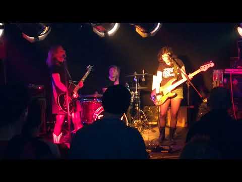 Shirley Holmes live Metzgerstrasse HU, 3.2.2018