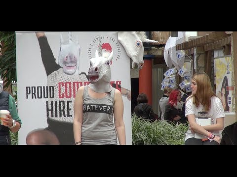 4000 Frauen feiern beim L-Beach in Weissenhäuser Strand