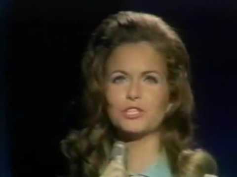 Jeannie C. Riley ~ Country Girl