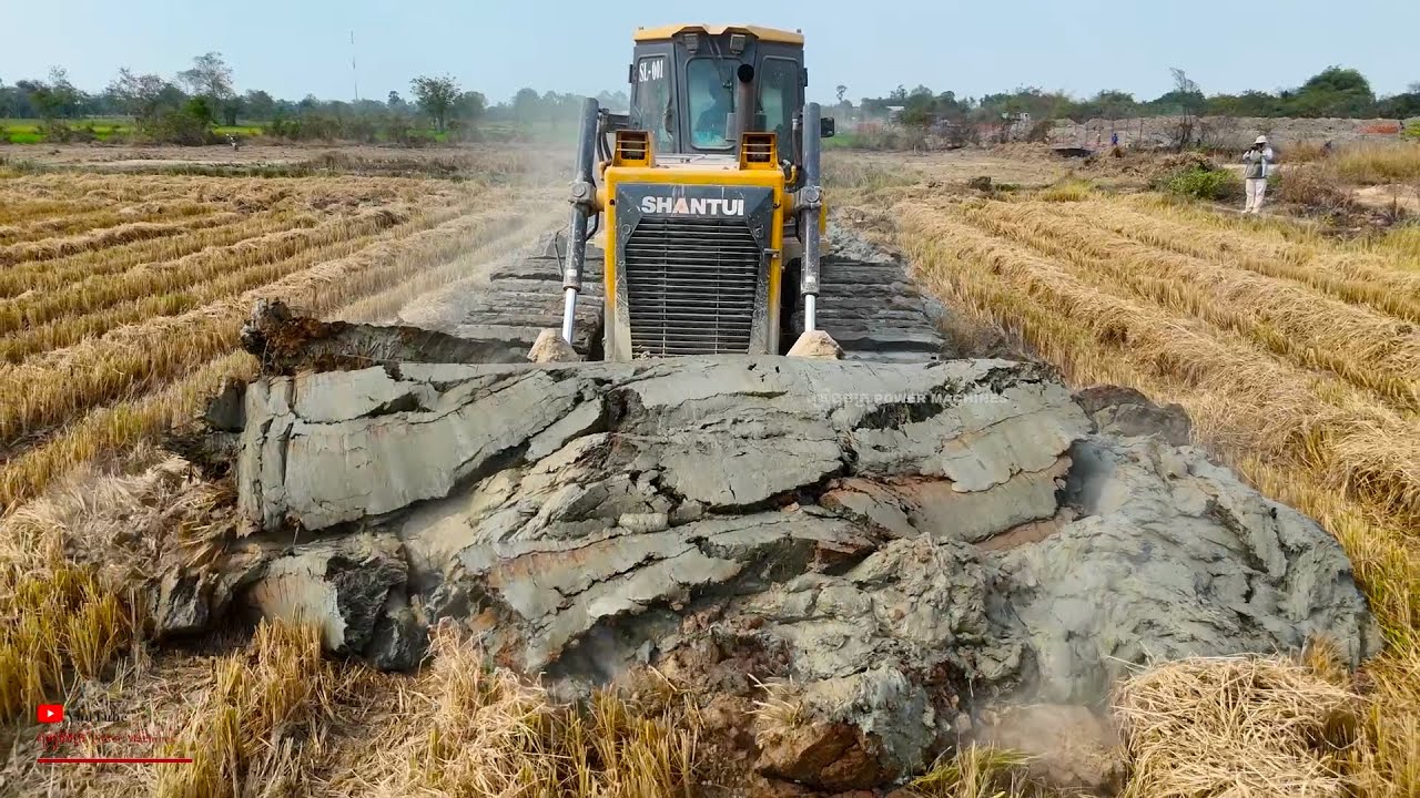 Great Job!! Extreme Dozer Plows​ Cutting MudSoils And Skills Operator SHNATUI Push Move Clearing MUD