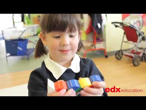 Cuburi de construcții interconectabile