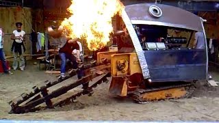 preview picture of video 'The Flame Throwing Trencher'