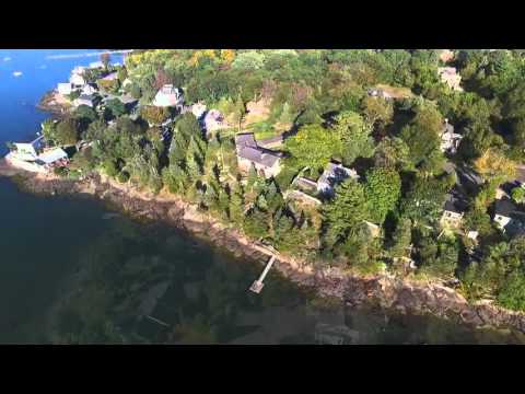 30 Pequot Rd, Marblehead MA - Mary Stewart & Heather Stewart Kaznoski - Tel 781-820-5676