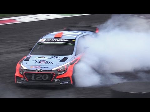 Rally Cars Doing Donuts & Burnouts at Monza Rally Show 2016!