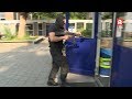 Politie traint 'school shooting' in Alphen aan den Rijn